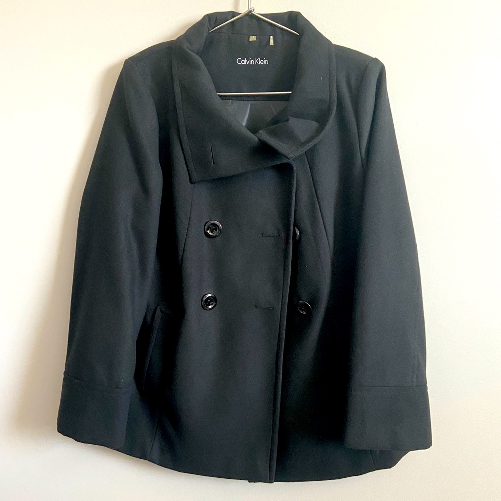 Calvin Klein Black Pea Winter Coat short Size 10.